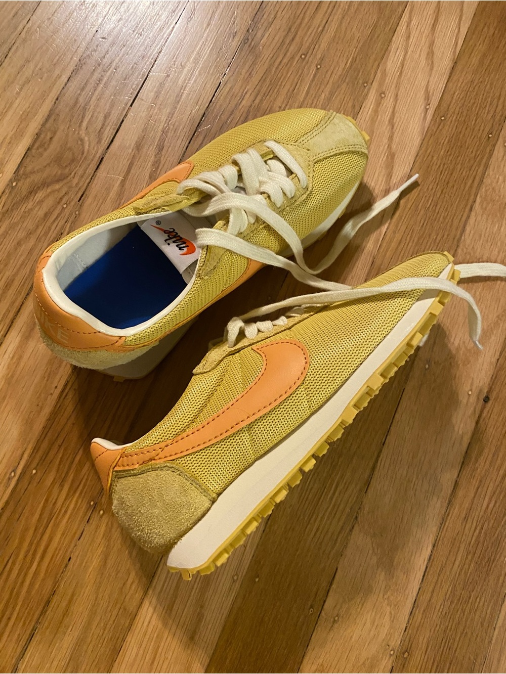 Nike LD 1000 Yellow Women's Shoes